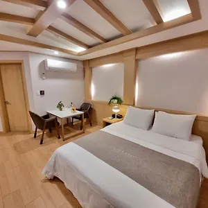 2* Hotel Lex Tourist